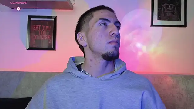 AresMassimoX online show from December 17, 4:20 am