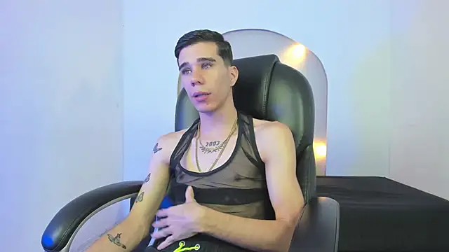 Gabo white1 online show from December 23, 6:11 am