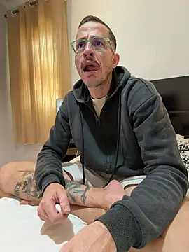 Lucasjandre online show from April 26, 2:36 pm