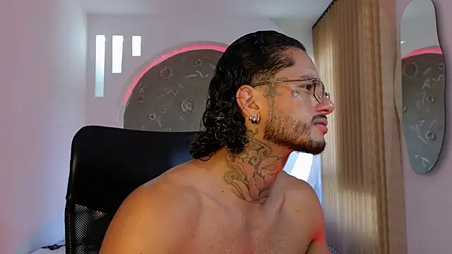 Alanrodgers online show from November 12, 1:17 pm