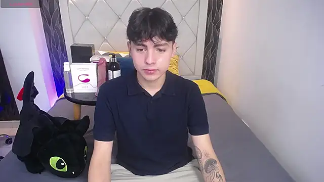 Samu FoXXX online show from November 15, 8:44 pm