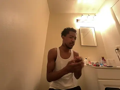 100blkdav online show from April 13, 5:02 pm