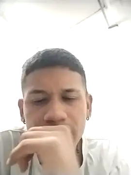 Chris    Col online show from December 20, 4:41 am