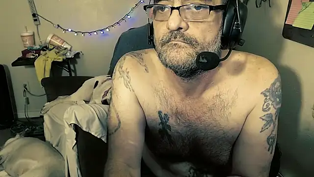 MrBigginTX online show from March 5, 12:18 am