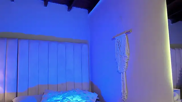 Seab trooy online show from February 19, 7:05 am