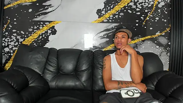 Reallyhotsexx333 online show from June 20, 6:51 am