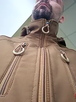 Gregorywhitelegs online show from April 2, 2:03 pm