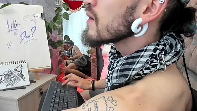 AngelDamianArt online show from November 20, 9:02 pm