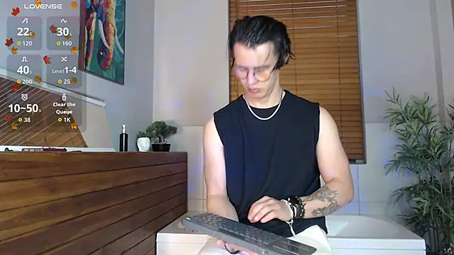 Brandon starkk online show from February 23, 11:56 am