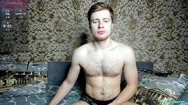 Maxhornyblondieman online show from February 25, 9:38 pm
