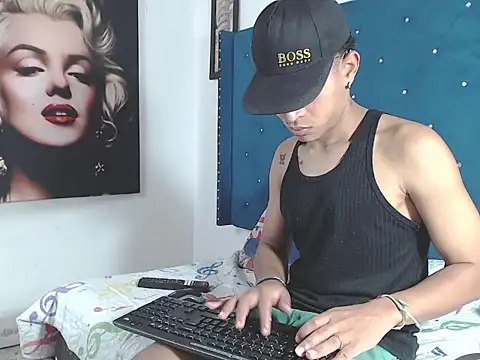 crissex3 online show from March 22, 3:06 pm