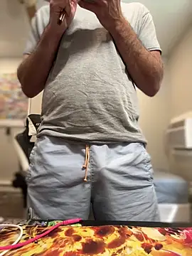 strippingmale1 online show from May 28, 4:05 pm