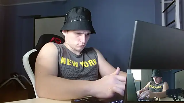 Poliglotjoe1 online show from February 17, 9:25 pm