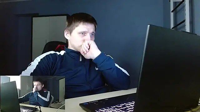 Poliglotjoe1 online show from February 13, 9:31 pm