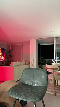 Valenthino Salvatore online show from December 19, 4:42 am