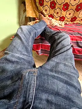 telugupillodu001 online show from April 12, 9:55 am