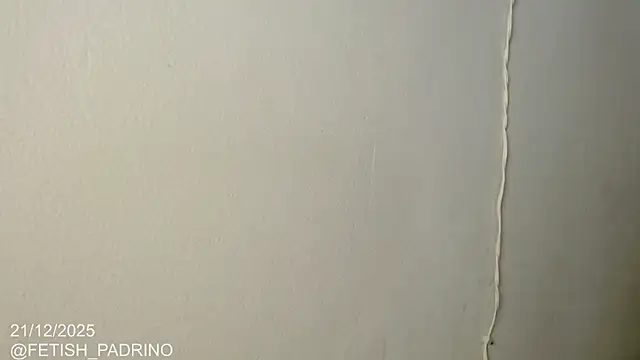 holegape online show from December 22, 4:20 am