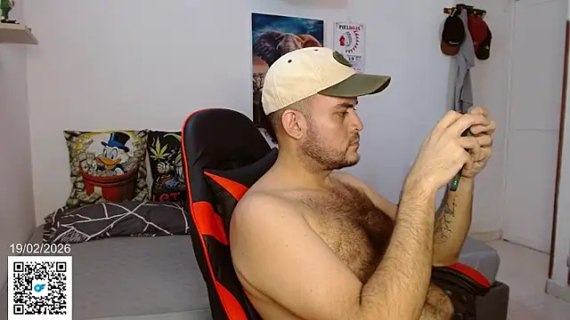 holegape online show from February 19, 2:46 pm