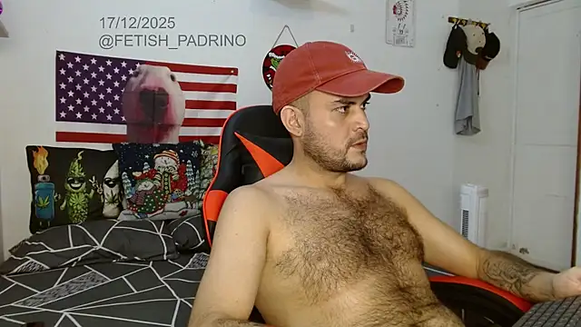 holegape online show from December 17, 4:02 pm