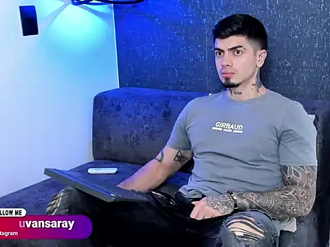  mrcock   online show from April 10, 11:23 pm