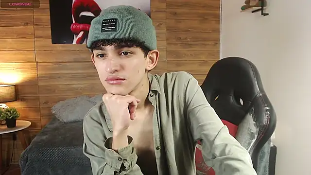 Michaelkoiv online show from April 11, 11:36 am