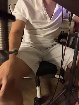 nicky0902 online show from December 2, 4:32 pm