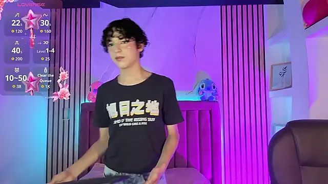 SthepanodiMonaco online show from March 13, 3:25 am