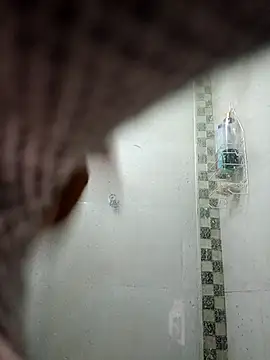 Xkaliente93 online show from February 16, 2:15 pm