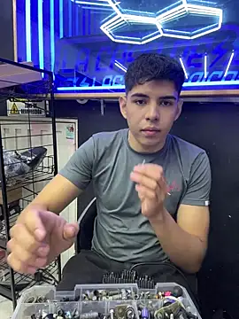 Johan stick online show from December 16, 9:11 pm