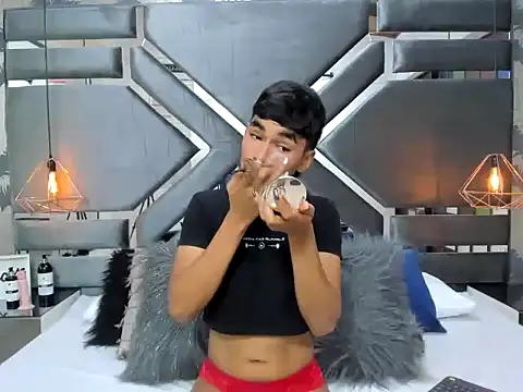 LittleNito online show from December 19, 12:46 pm