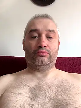 Olomoucak1982 online show from April 3, 7:38 am