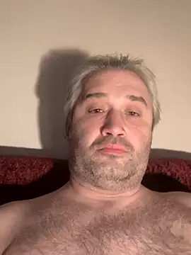 Olomoucak1982 online show from February 9, 6:23 pm