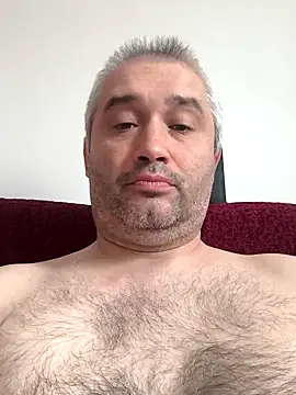 Olomoucak1982 online show from April 21, 8:09 am