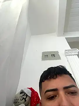 JosstinMills online show from January 9, 4:01 pm