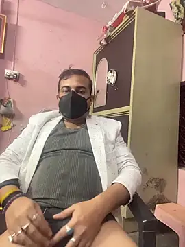 yoyoyohunny online show from December 14, 10:22 am