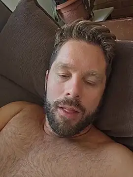 RipMyUnderwear online show from April 11, 6:00 pm