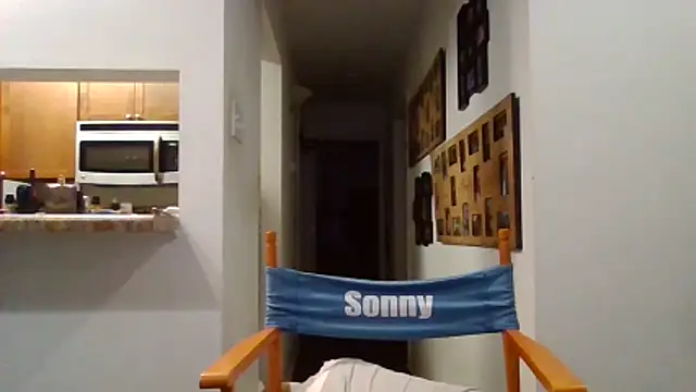 johnnymarino1010 online show from December 3, 6:58 pm