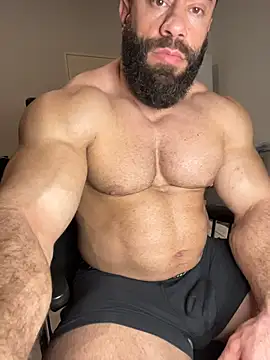 stylesexy online show from April 3, 7:10 pm