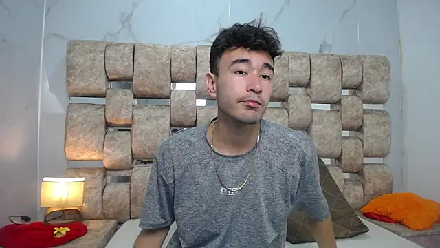 KathyAiden online show from April 8, 2:26 pm