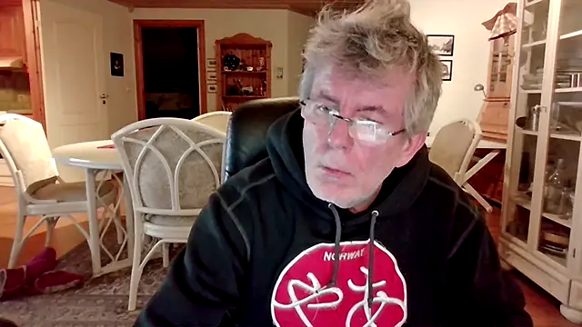 Mortimer Orawan online show from March 3, 10:05 pm