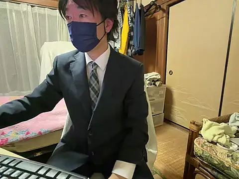 Hirokazu 12 online show from February 27, 11:55 am