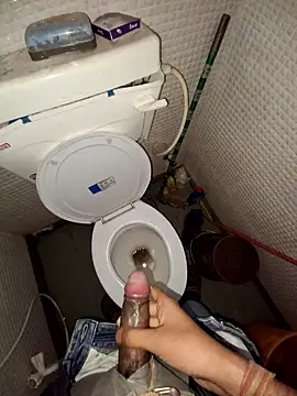 Sexycock106 online show from January 6, 1:53 am