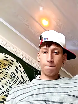 Disey888 online show from December 17, 8:37 pm