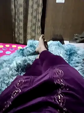 DominantSnowball44 online show from February 7, 6:02 pm