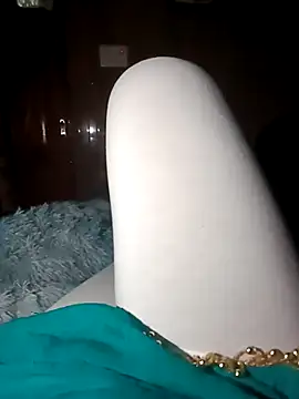 DominantSnowball44 online show from February 6, 5:54 pm