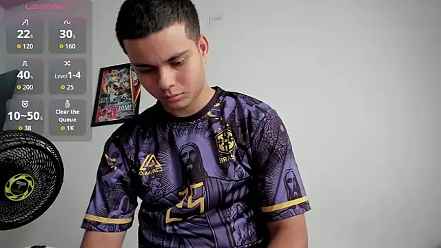 Liam Mateo online show from December 13, 8:59 pm