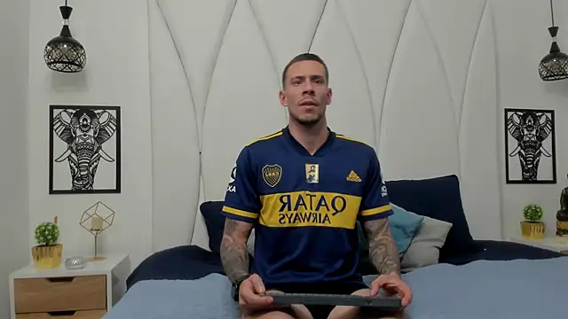 J king   online show from January 15, 10:01 pm