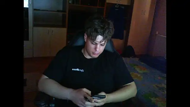 GymGuy0505 online show from March 15, 9:06 am