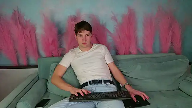 JamesRaww online show from December 19, 5:59 am