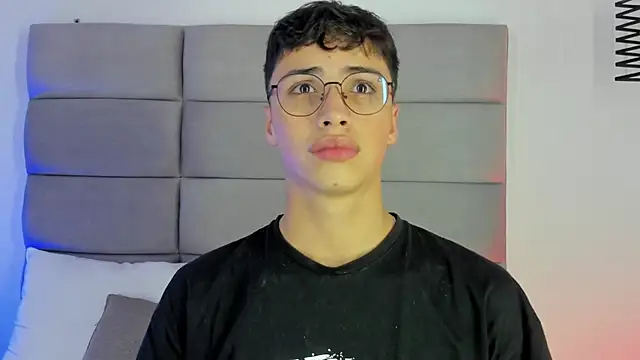 JoshClaarktt online show from June 23, 4:06 am